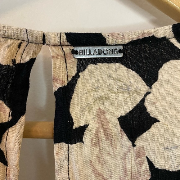 Billabong Faux Wrap Bell Sleeve Floral Mini Dress - Picture 5 of 8